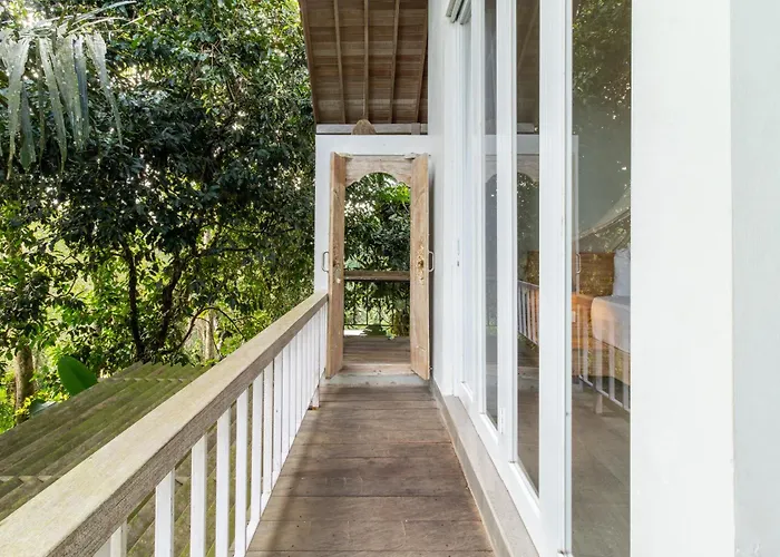 Ratnavana, Jungle View, Near Rice Terrace Bed & Breakfast